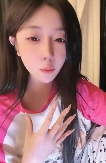 女主播自慰频,揭秘网络直播背后的隐秘生活