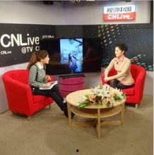 中戏王纯客串女主播,化身女主播魅力四射